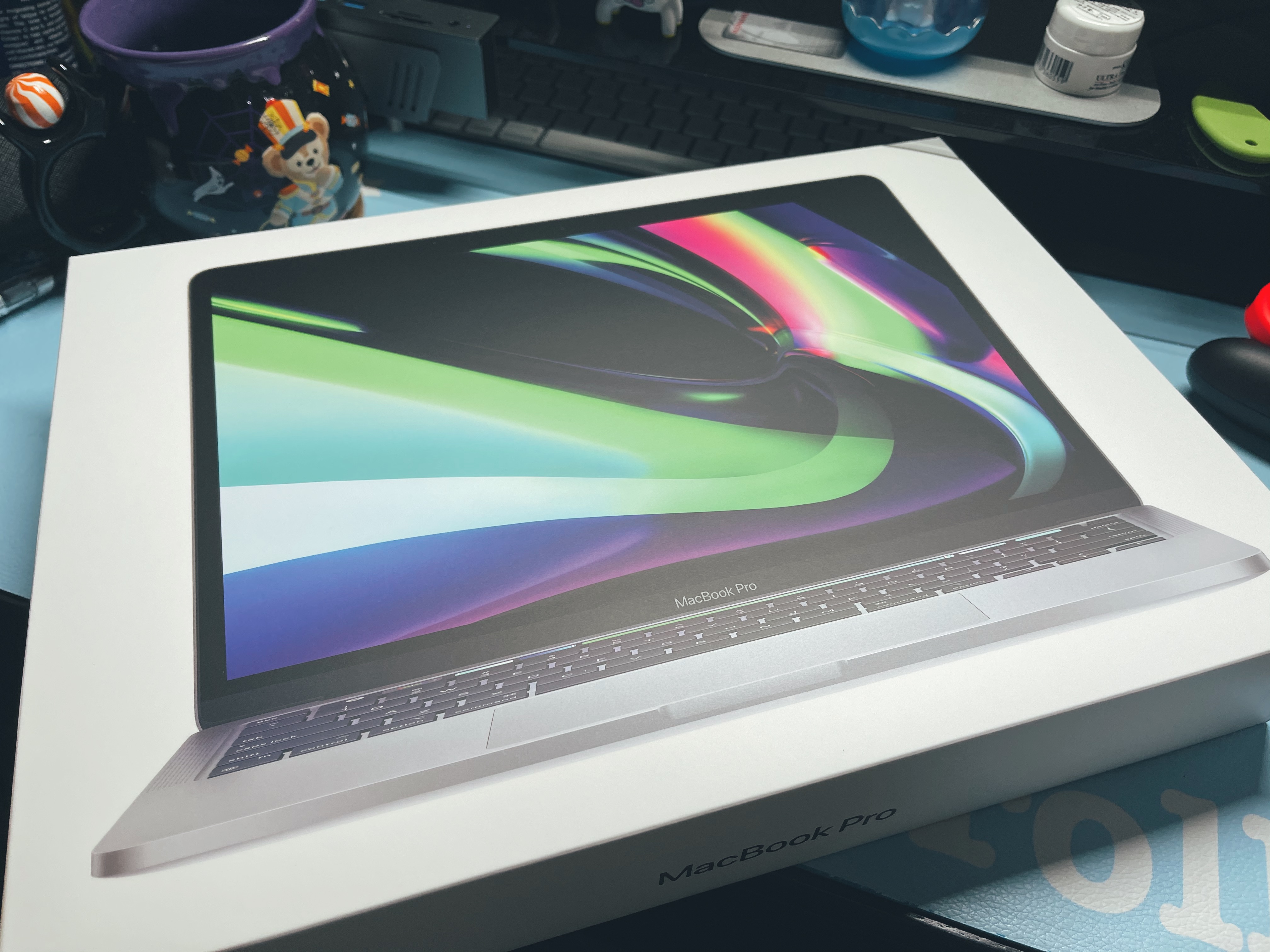 M1 MacBook Pro 包装盒